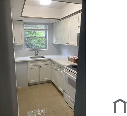4th image of 2311 NW 59th Way