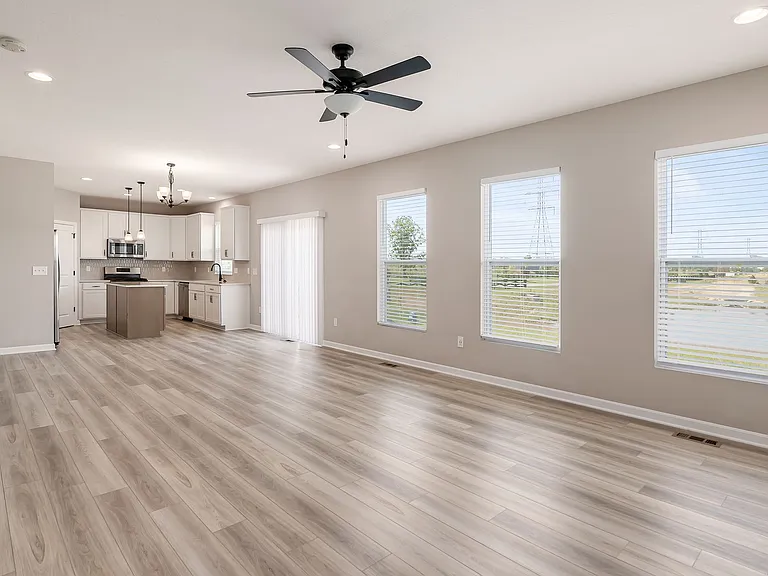 3665 Mantle Dr — Photo 13