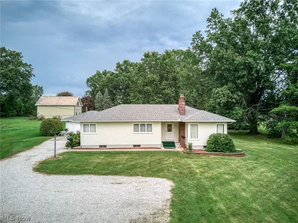 3962 Cook Rd, Rootstown, OH 44272