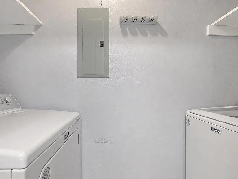 802 S 1st St #206 — Photo 12