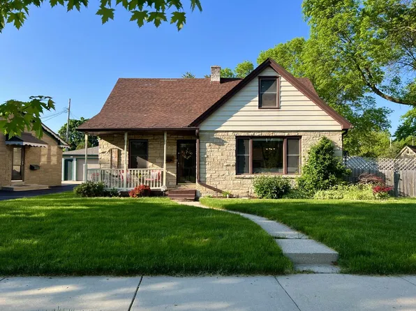 9002 West Auer AVENUE, Milwaukee, WI 53222