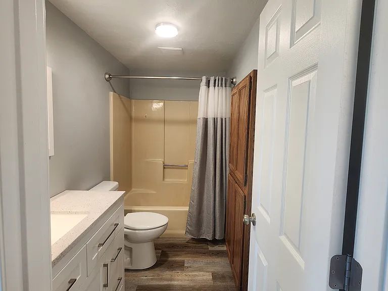 1298 S Bayshore Rd #1 — Photo 41