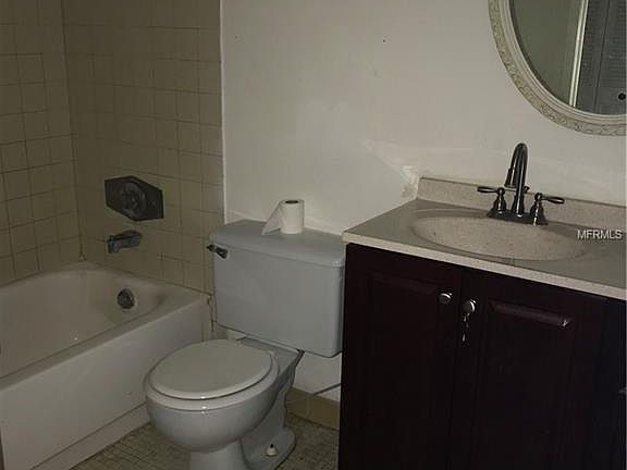 3rd image of 413 Sheoah 6 Blvd