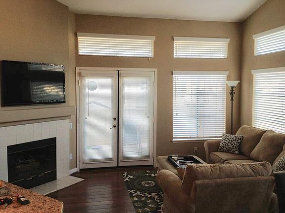 2nd image of 11345 Provencal Pl