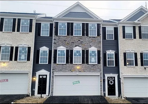 353 Trinity Way Photo 1