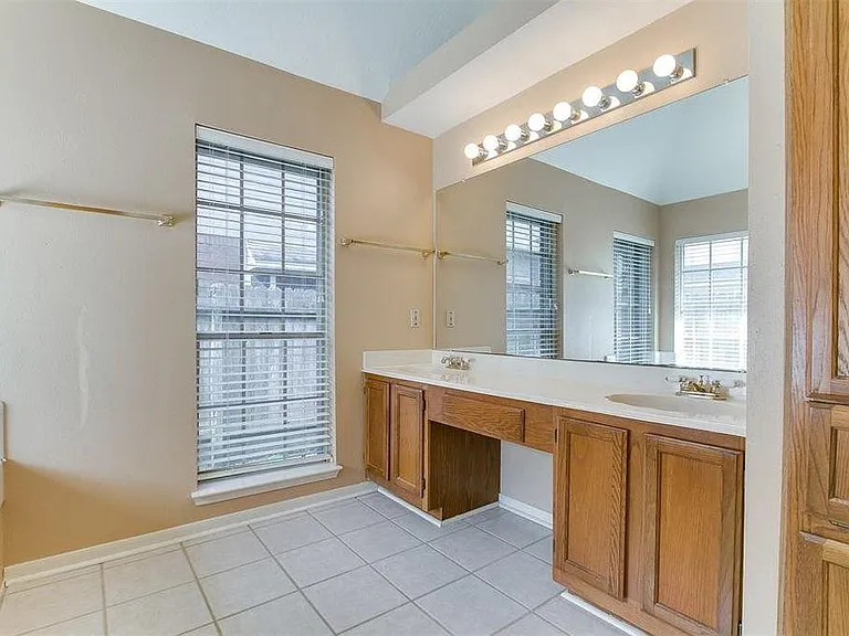 14803 Sparks Valley Dr — Photo 12