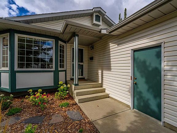 4th image of 236 E Edgebrook Gdns NW
