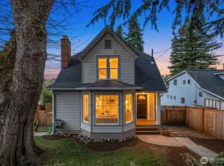 3019 31st Ave W, Seattle, WA 98199