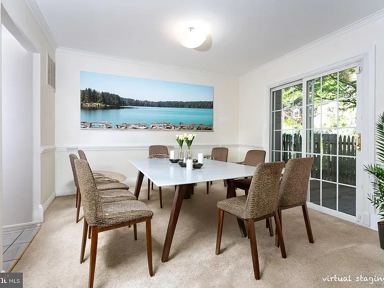 6705 Surreywood Ln — Photo 5