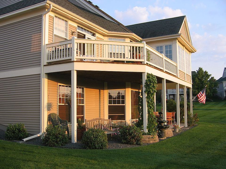 Rear lower patio