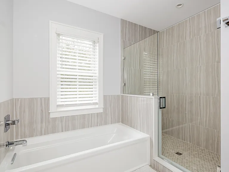 72 Talmage Farm Ln — Photo 16