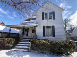 1002 N Henry St, Bay City, MI