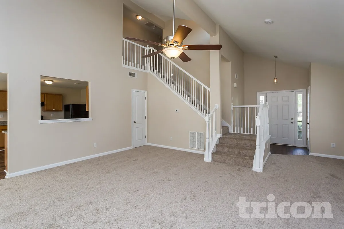 Building Photo - 145 Lakeview Trl