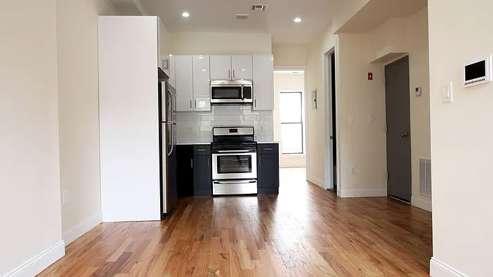 Rented by Nooklyn NYC LLC | media 14