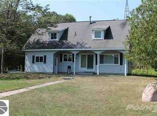 7634 Veldkamp Ln, Central Lake, MI 49622