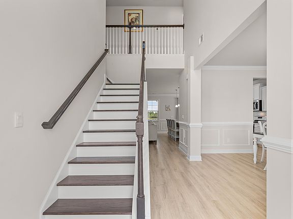 3rd image of 9102 Fort Hill Way
