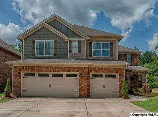 7012 Southgate Dr SE, Owens Cross Roads, AL 35763