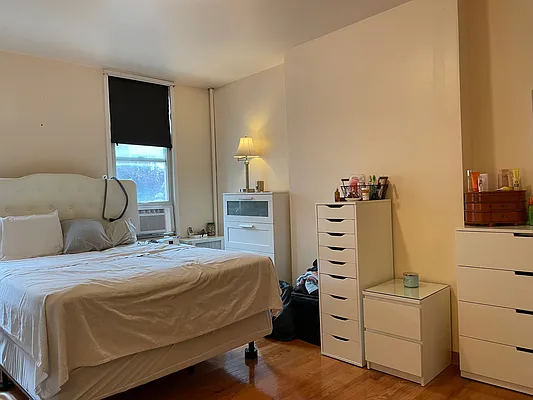 Rented by Compass | media 30