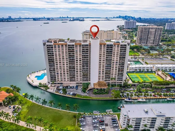 1800 NE 114th St APT 601, Miami, FL 33181
