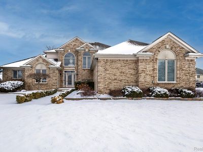 49750 Golden Lake Dr, Shelby Twp, MI, 48315