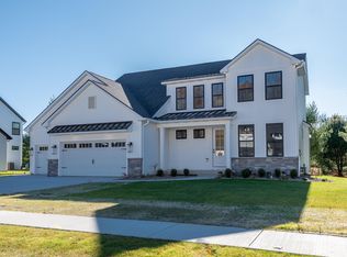 2685 Ashford Trl, Portage, MI 49024