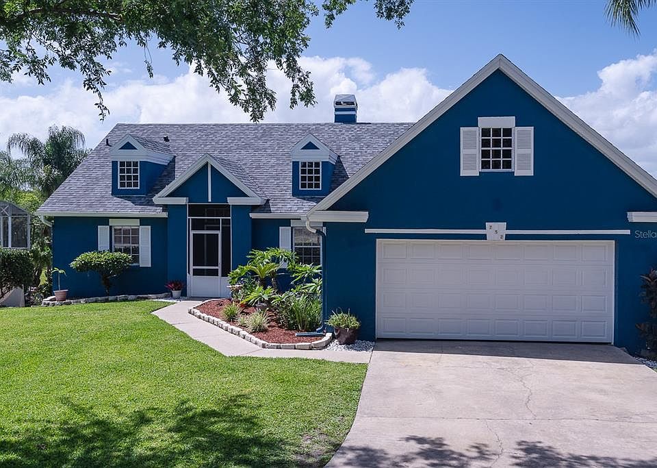 1st image of 752 LAKE COMO DRIVE