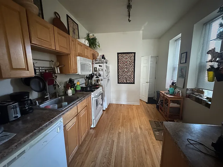 385 E Becher St #385 — Photo 3