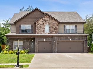 667 Sturdivant Dr, Clarksville, TN 37042