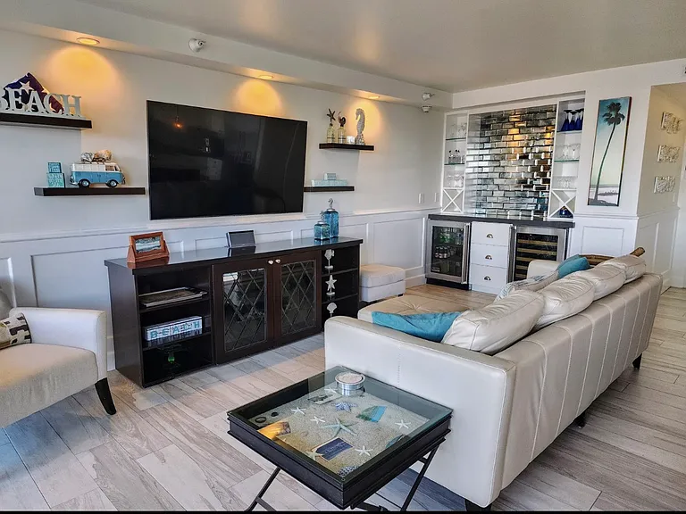 1820 Avenida Del Mundo #TERRACE03 — Photo 11