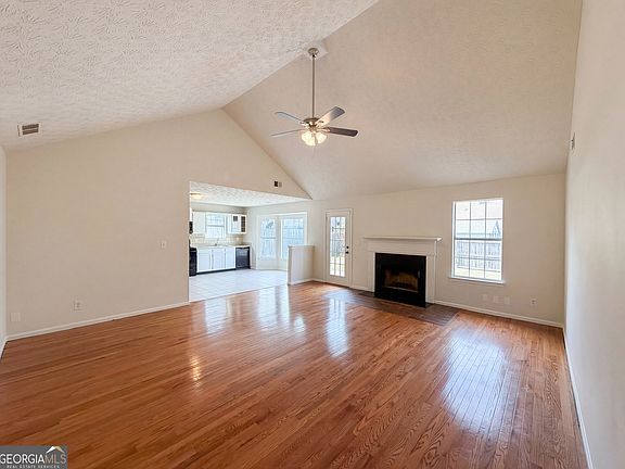 3rd image of 5939 Farmbrook Ln