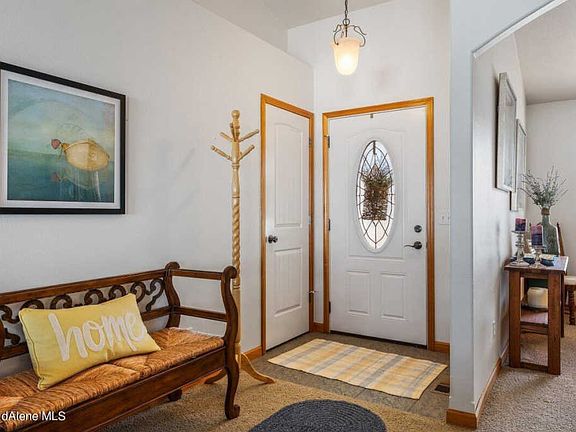 5th image of 379 W Ashworth Ln