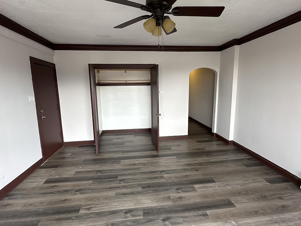 1st image of 4425 N Milwaukee Ave #3S
