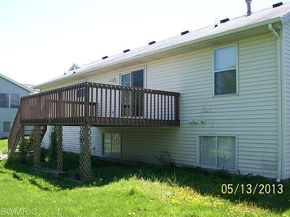 2nd image of 11289 Barkton Dr