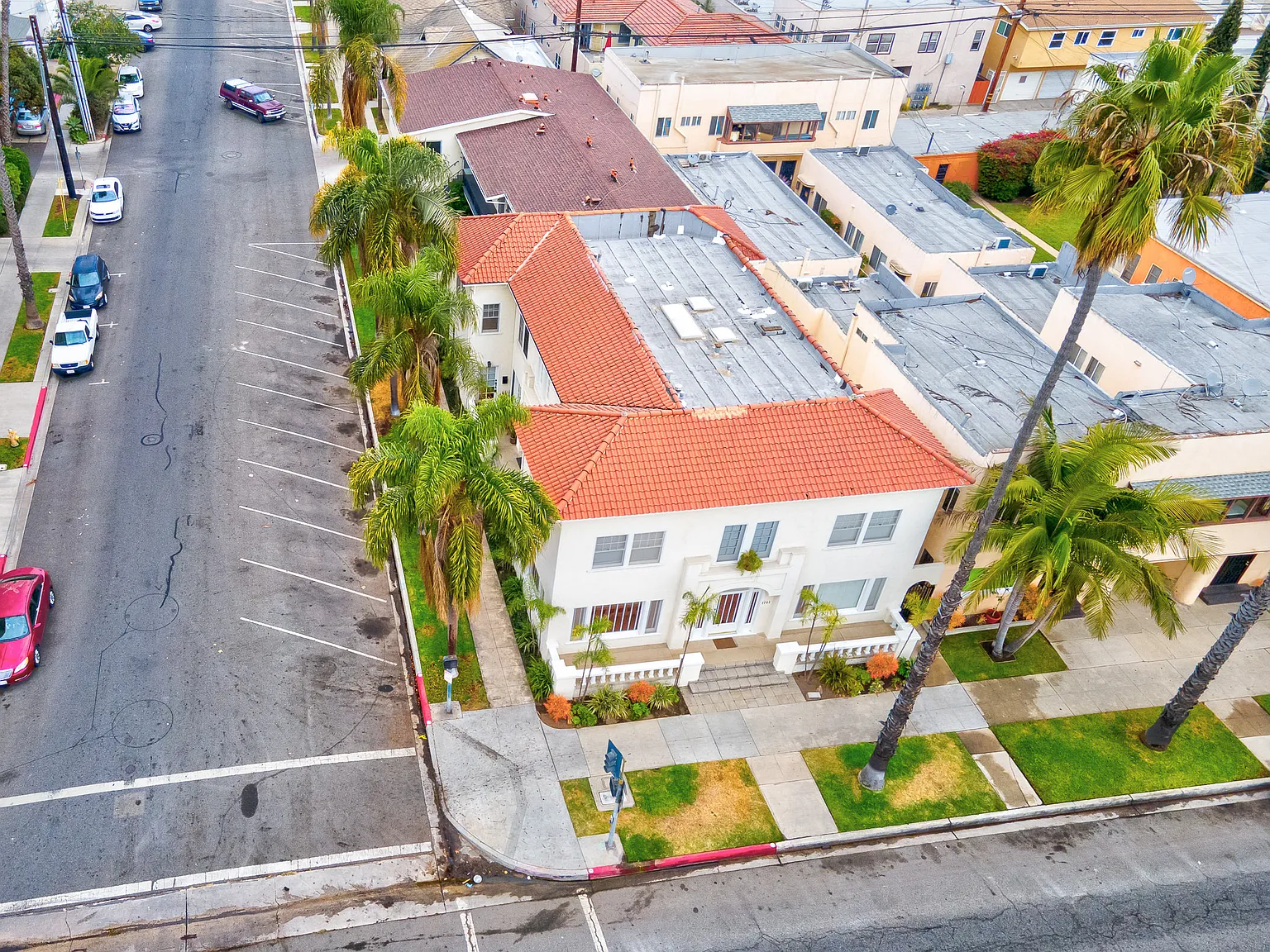 1 bed, 700 sqft, $1,975 — Photo 3