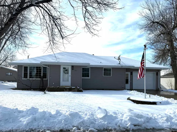 231 N 6th Ave W, Hartley, IA 51346