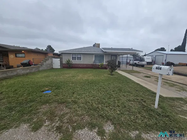 606 N 10th St, Carlsbad, NM 88220