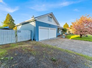 212 Hayden Bridge Way, Springfield, OR 97477