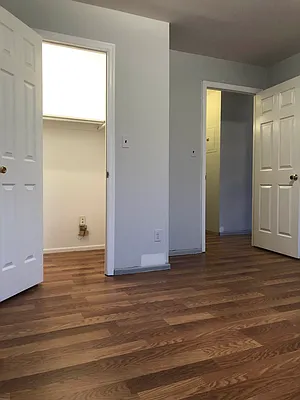 Rented by Irene Mihalios, LREB | media 10