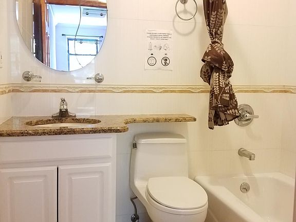 5th image of 14022 33rd Ave APT 1