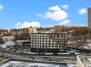 5 Stuyvesant Pl #4C, Staten Island, NY 10301