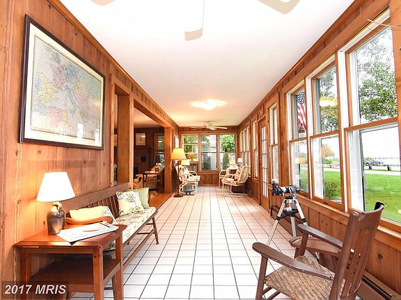 Glassed Enclosed SunRoom~Interior (General)