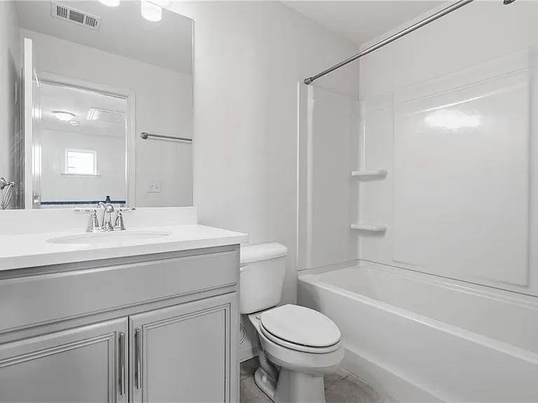 2392 Belmont Pl — Photo 23