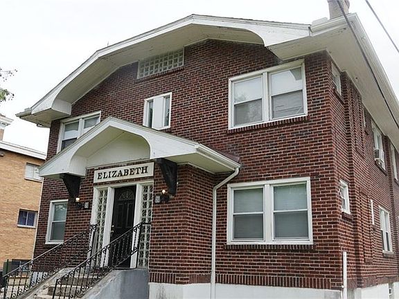 2nd image of 616 W Grand Ave