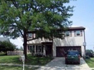 149 Abbeywood Cir, Streamwood, IL