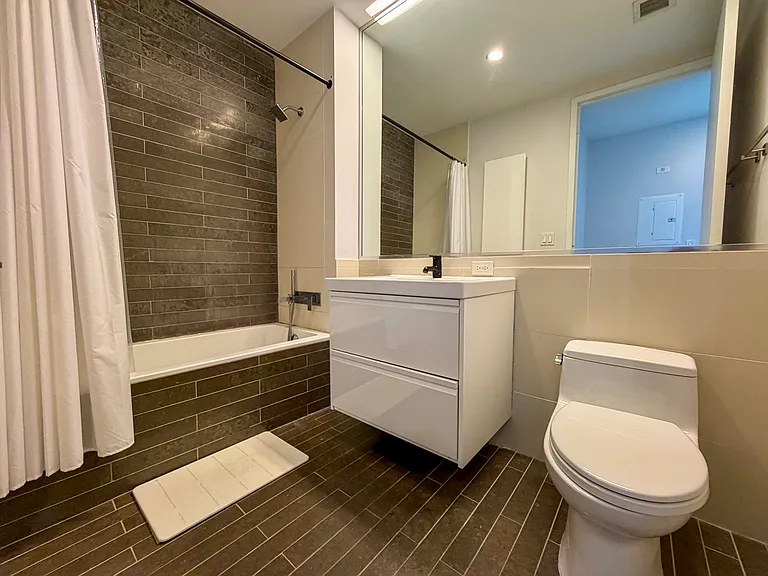 388 Bridge St #38F — Photo 8