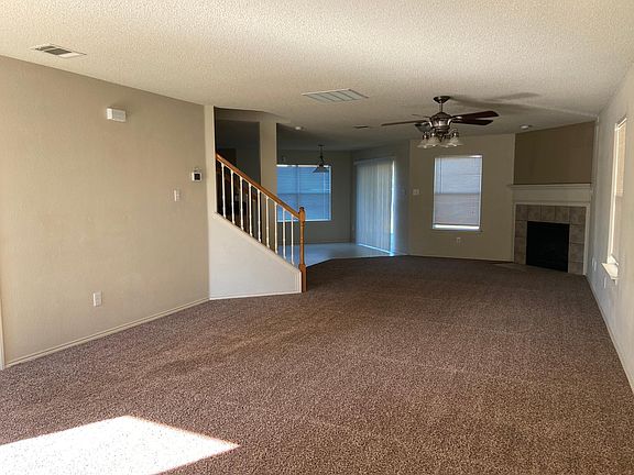 3rd image of 4849 Trail Hollow Dr
