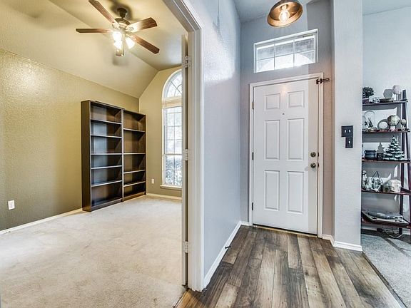 3rd image of 5521 Green Hollow Ln