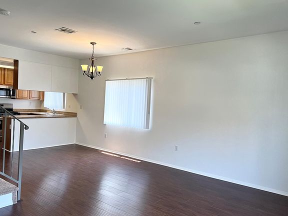 4th image of 5332 Ben Ave #100