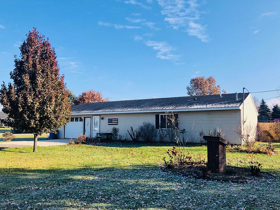 1st image of 2428 Troys Dr