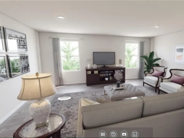 1107 Ripplewood Cir, Chandler, TX 75758